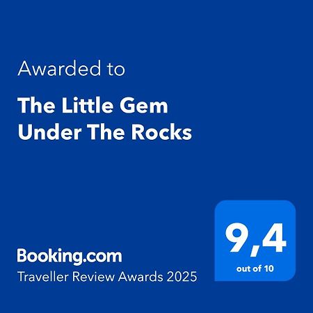 The Little Gem Under The Rocks Apartment Kastraki  Bagian luar foto