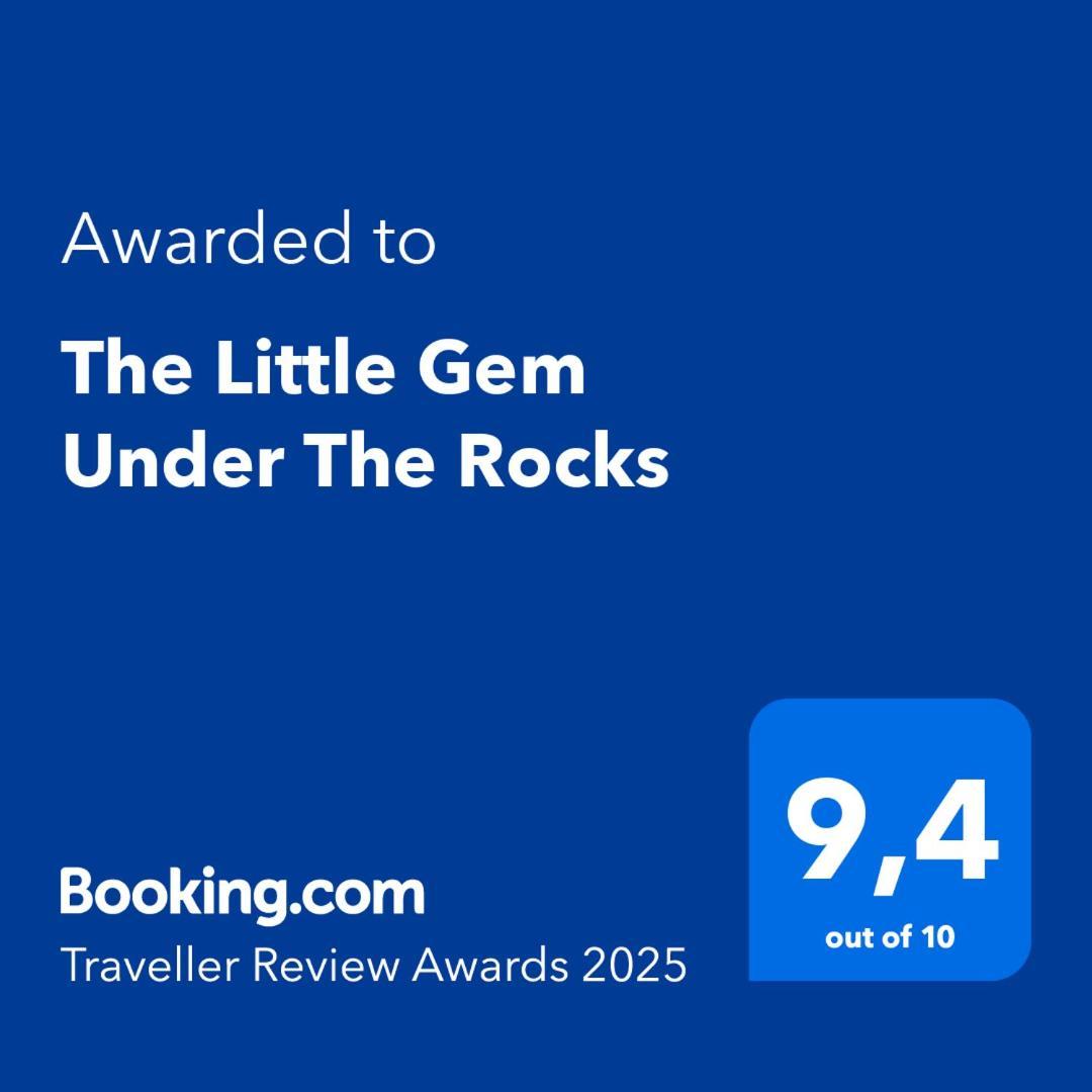 The Little Gem Under The Rocks Apartment Kastraki  Bagian luar foto