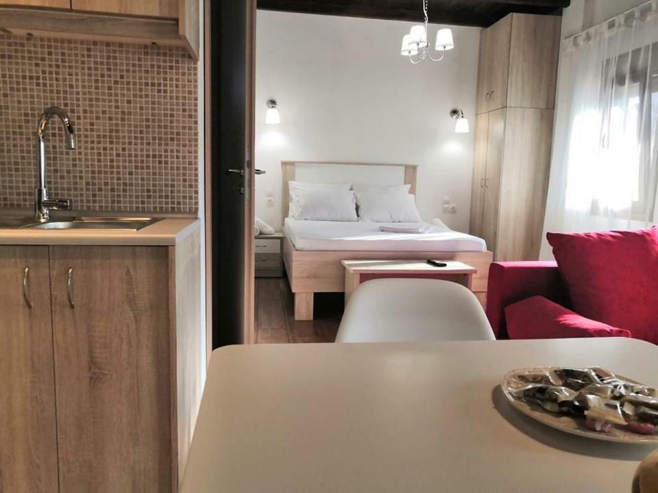 The Little Gem Under The Rocks Apartment Kastraki  Bagian luar foto