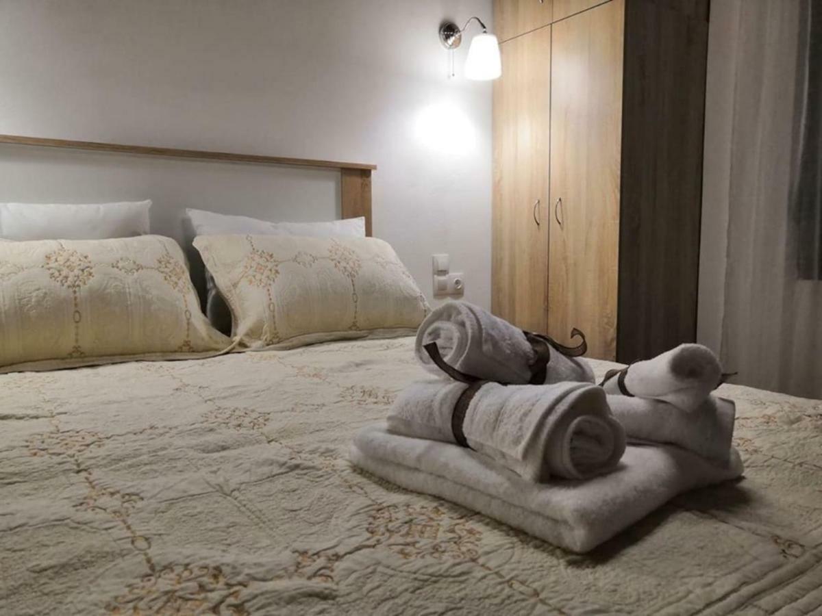 The Little Gem Under The Rocks Apartment Kastraki  Bagian luar foto
