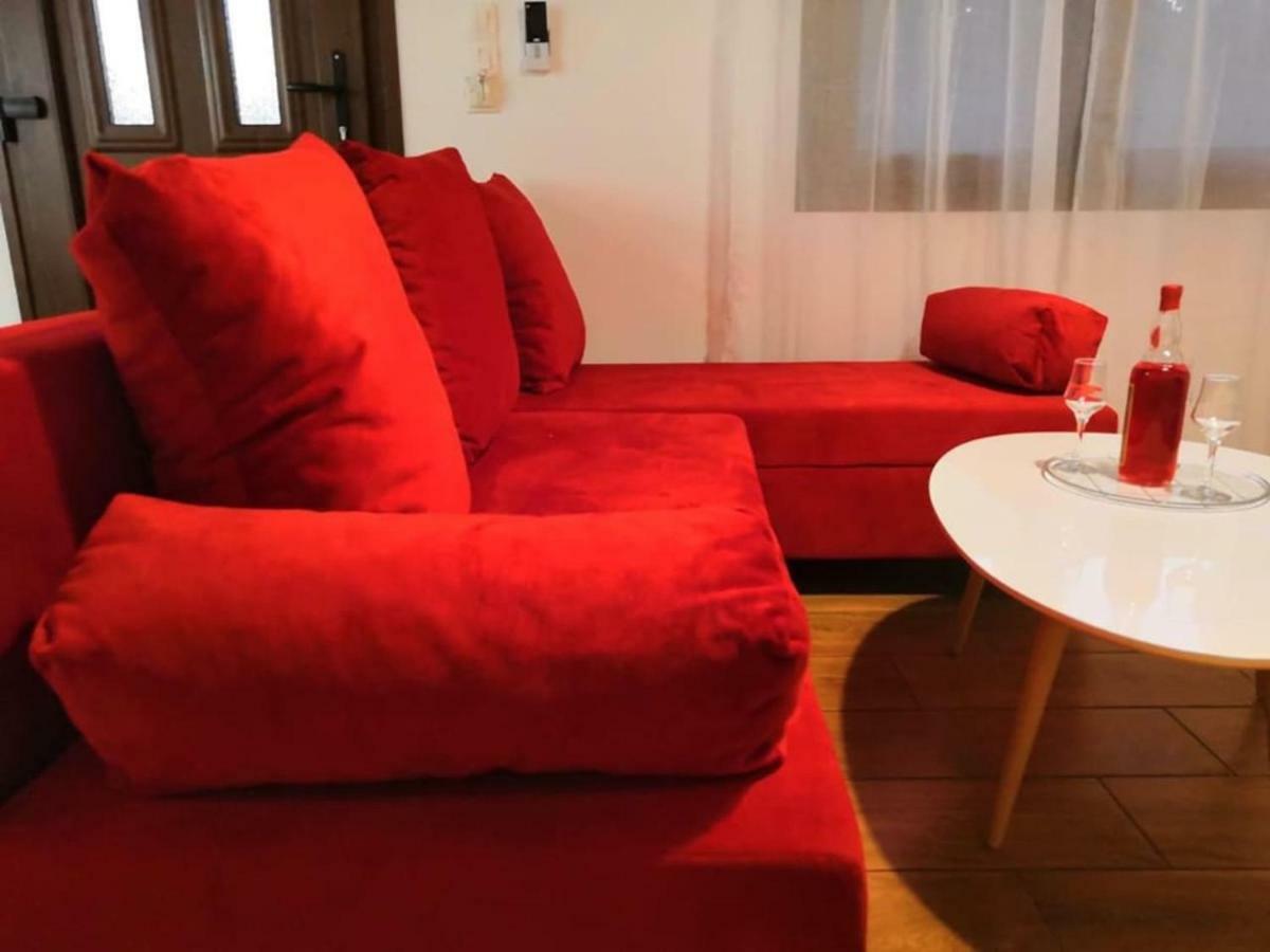 The Little Gem Under The Rocks Apartment Kastraki  Bagian luar foto