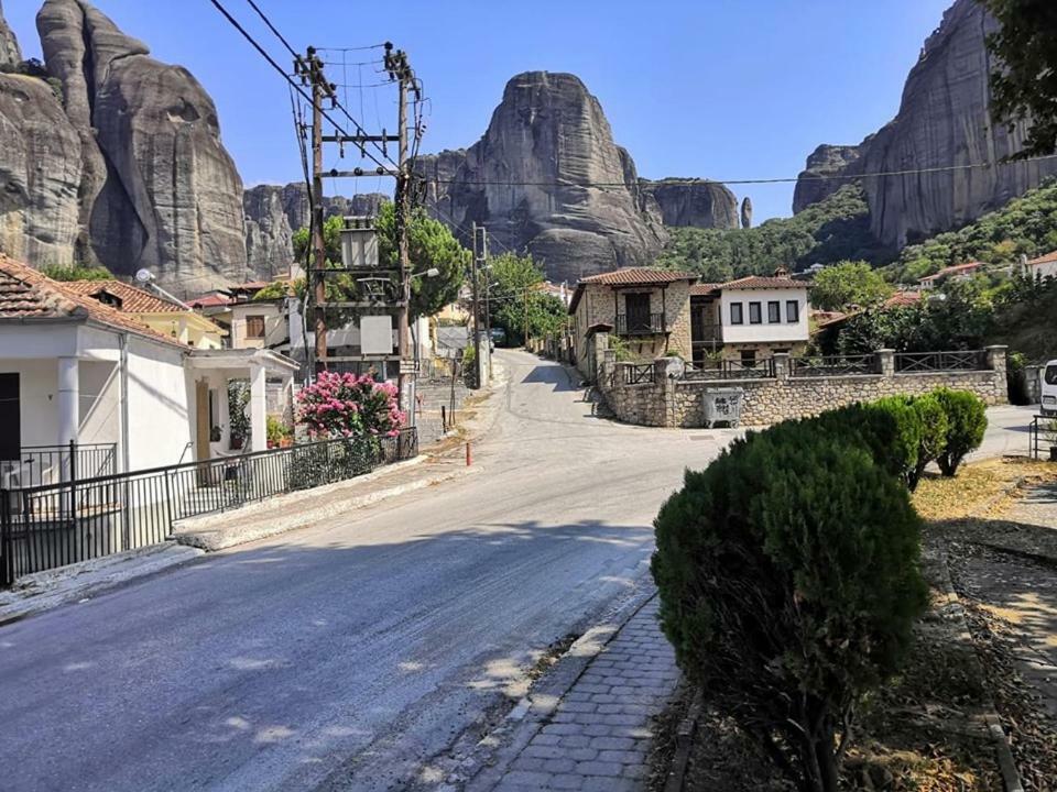 The Little Gem Under The Rocks Apartment Kastraki  Bagian luar foto