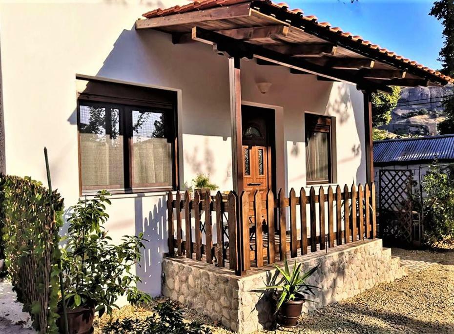 The Little Gem Under The Rocks Apartment Kastraki  Bagian luar foto