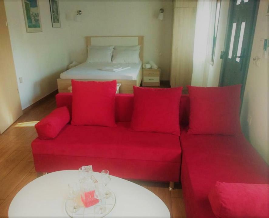 The Little Gem Under The Rocks Apartment Kastraki  Bagian luar foto